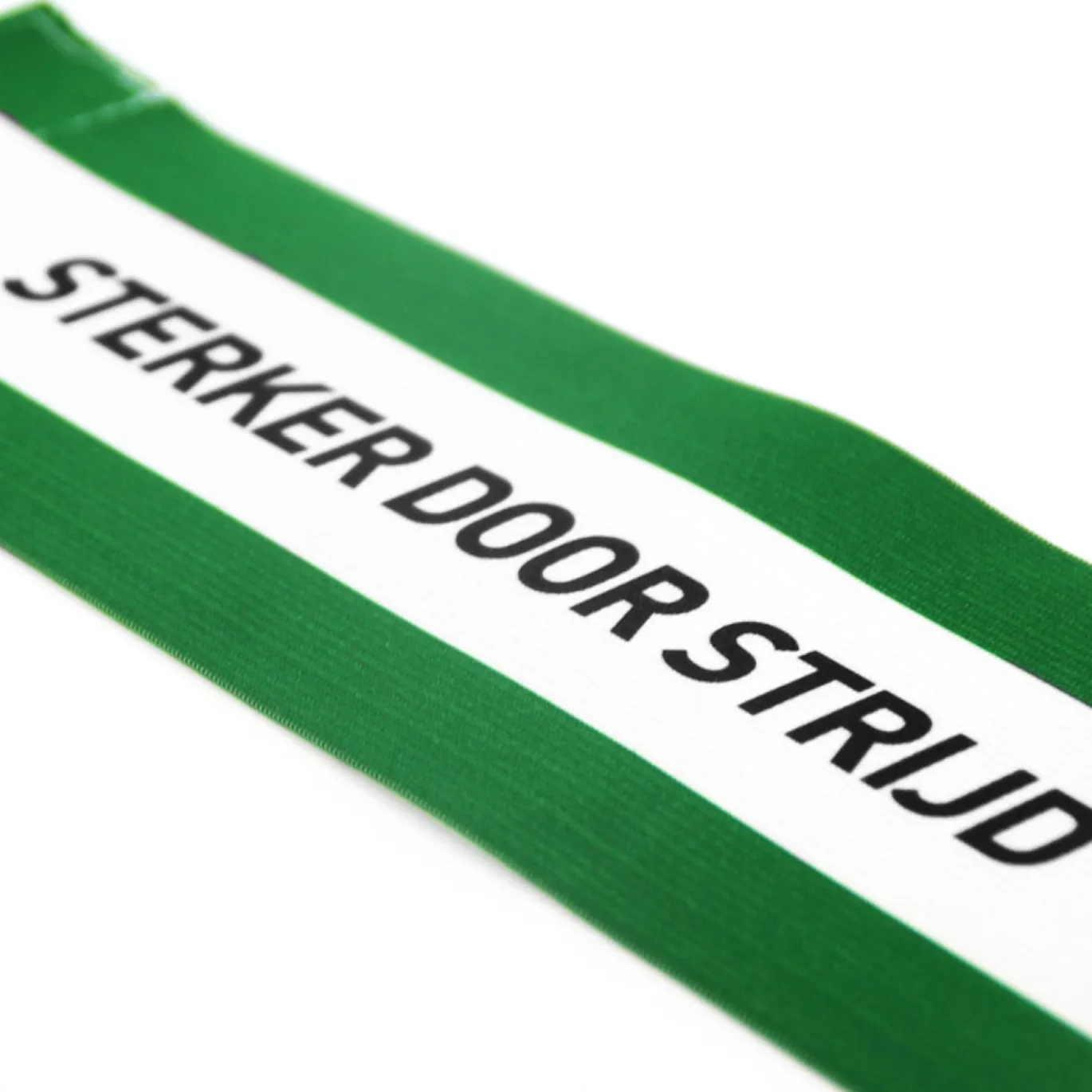 Aanvoerdersband Sterker door Strijd