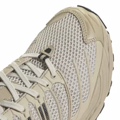 adidas Adistar Control 3 Sneakers Beige Zwart