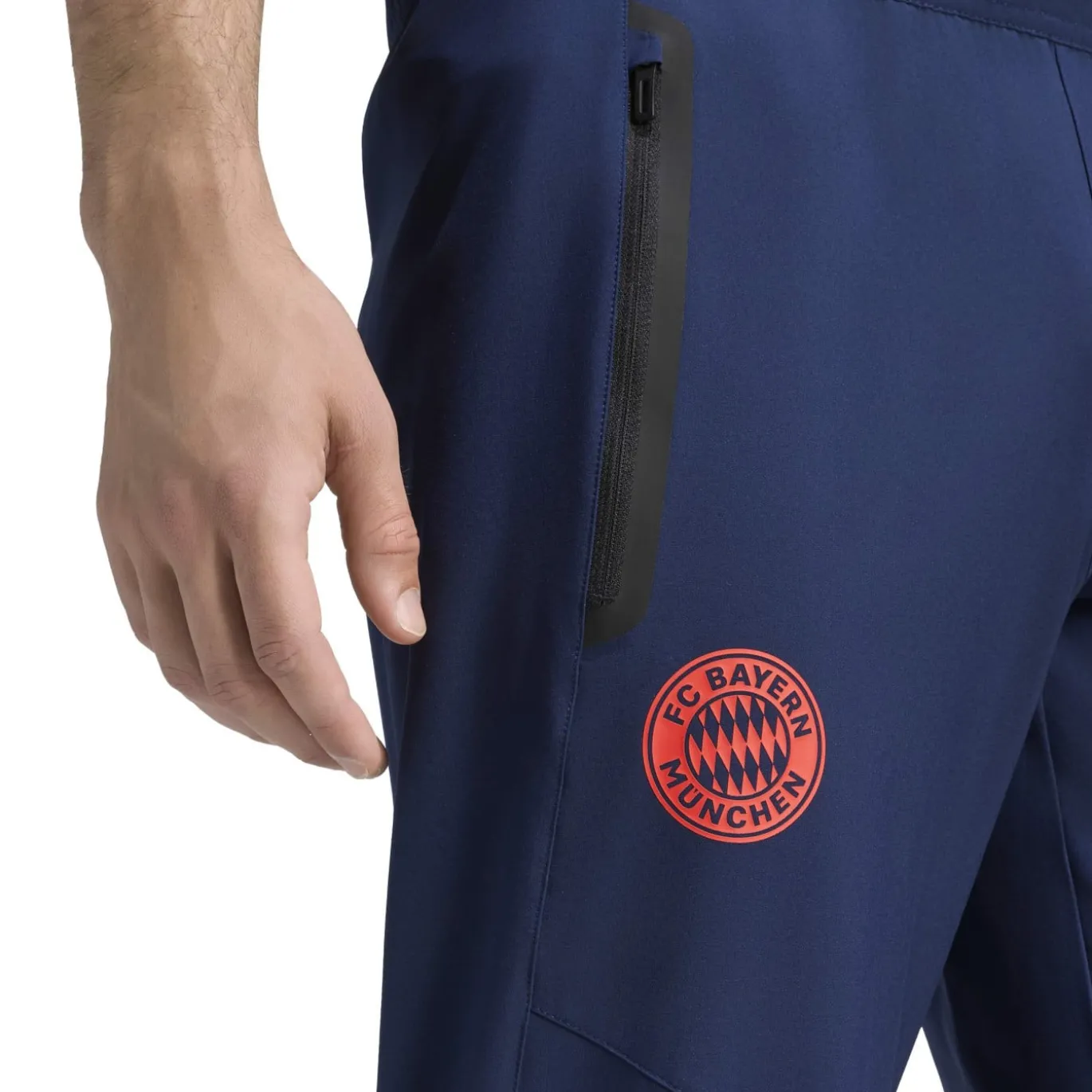 adidas Bayern München Tiro Travel Trainingsbroek 2026-2027 Donkerblauw Rood