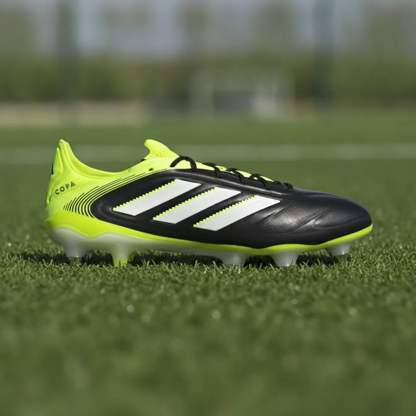 adidas Copa Pure III Elite IJzeren-Nop Voetbalschoenen (SG) Zwart Wit Neongeel