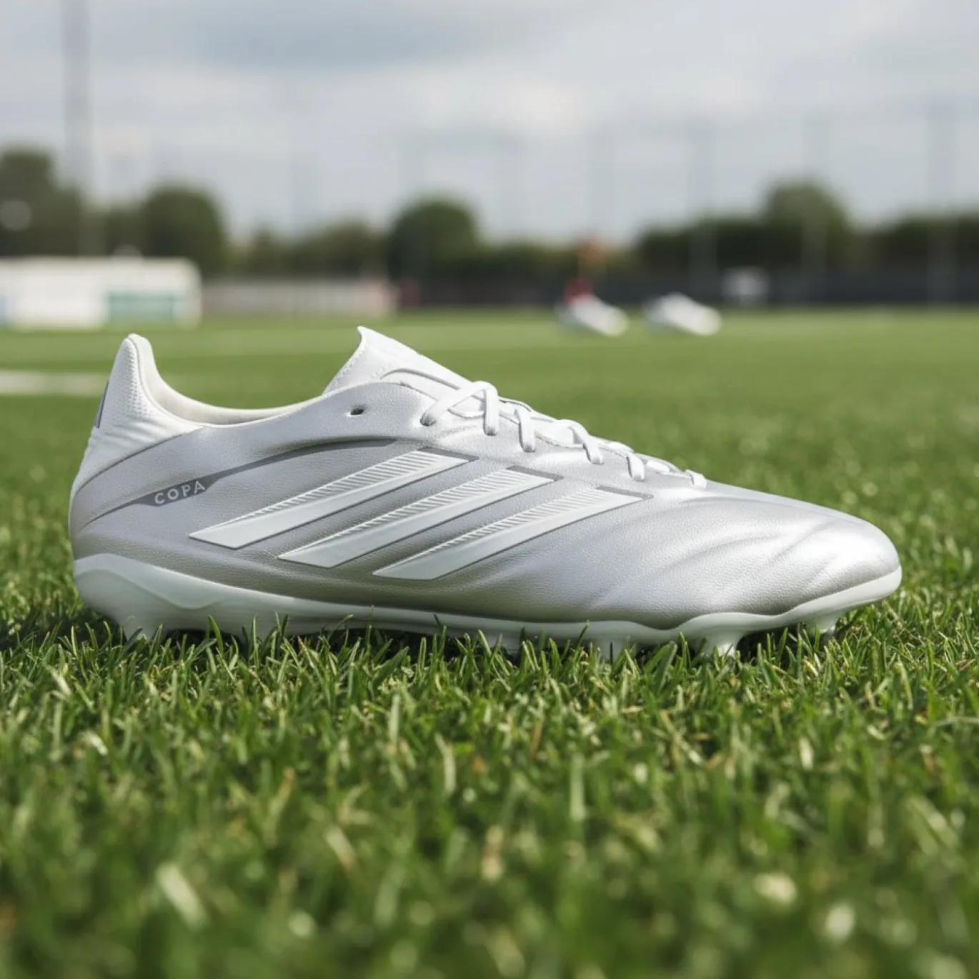 adidas Copa Pure IV Pro Gras Voetbalschoenen (FG) Zilver Wit Donkergrijs