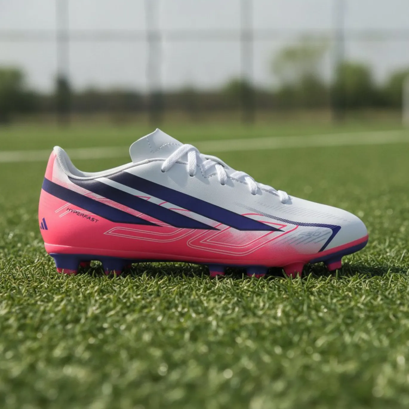 adidas F50 Hyperfast Club Gras / Kunstgras Voetbalschoenen (MG) Kids Wit Paars Roze