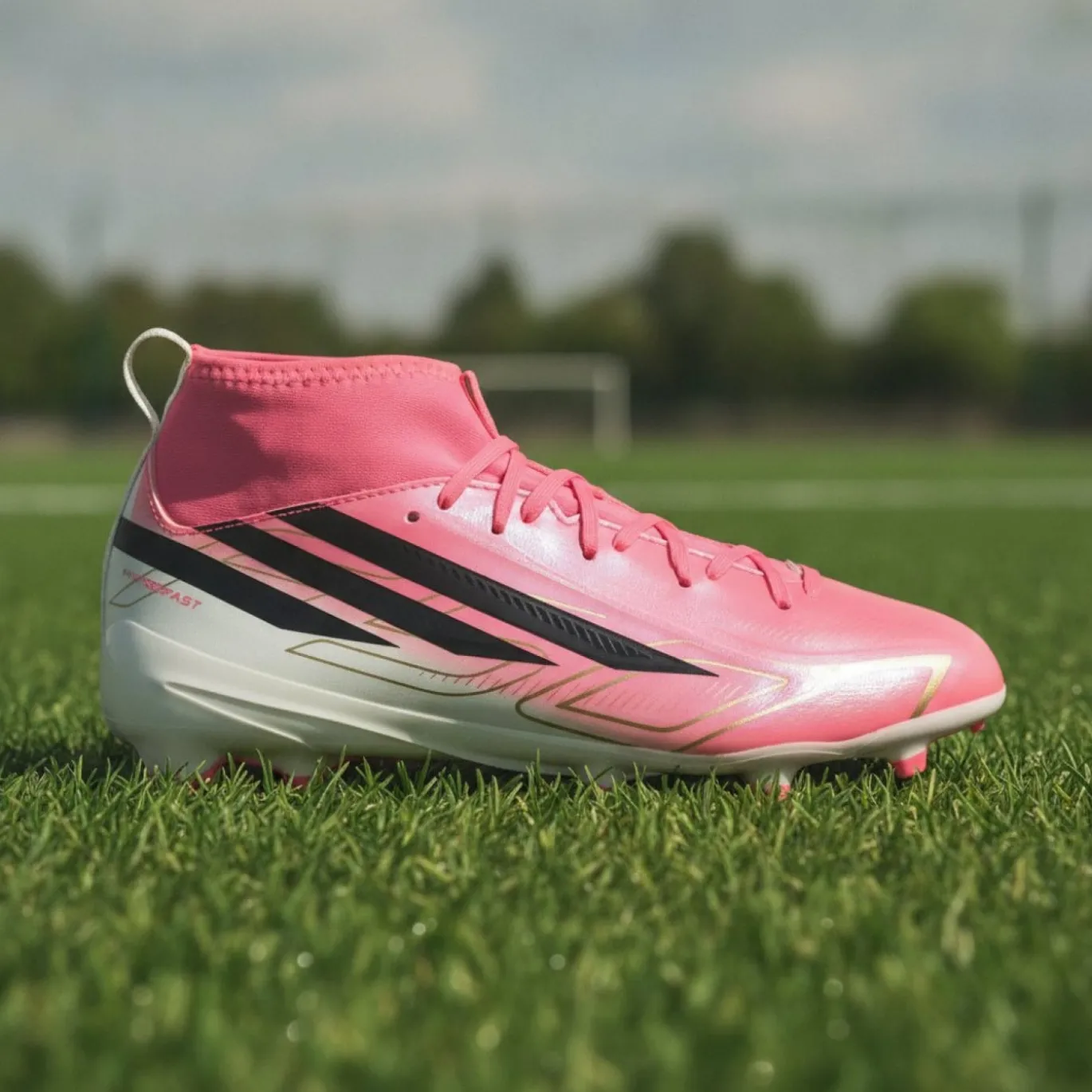 adidas F50 Hyperfast League Mid Gras Voetbalschoenen (FG) Kids Felroze Zwart Goud Wit