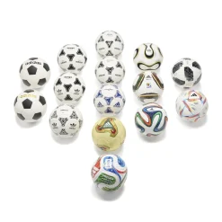 adidas FIFA World Cup Historical Mini Voetbal Set 15 Ballen