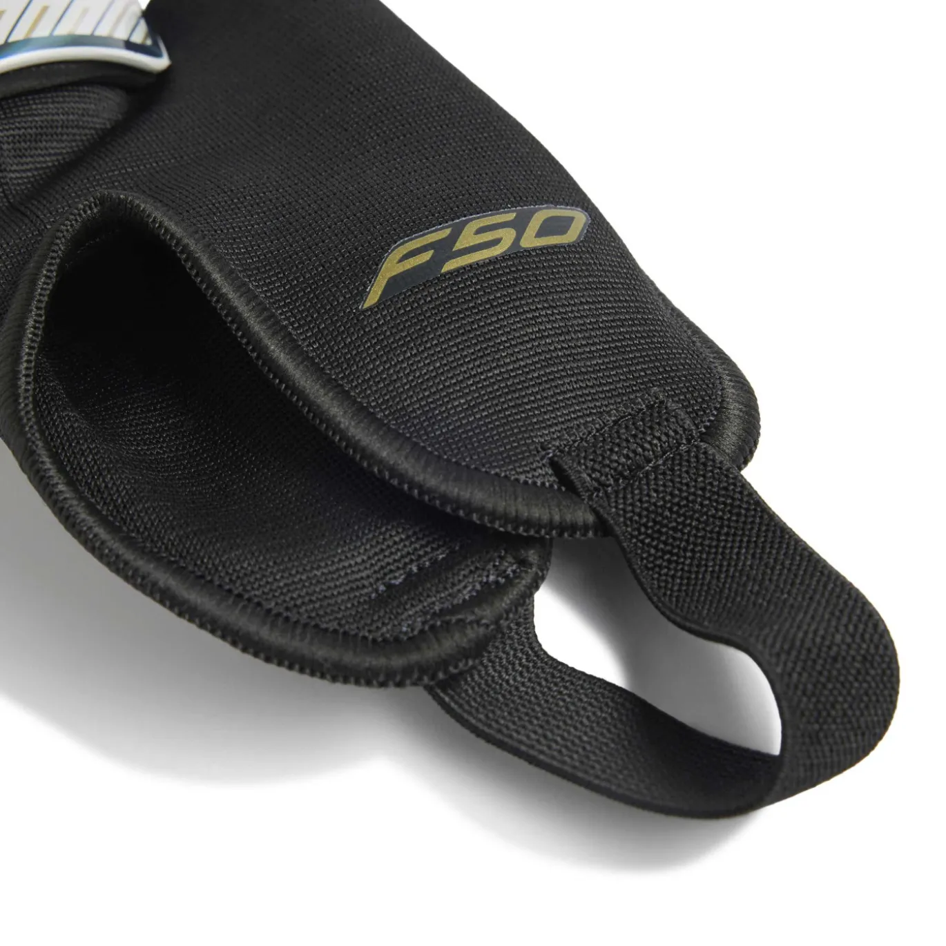 adidas F50 Match Scheenbeschermers Zilvergrijs Wit Goud Zwart