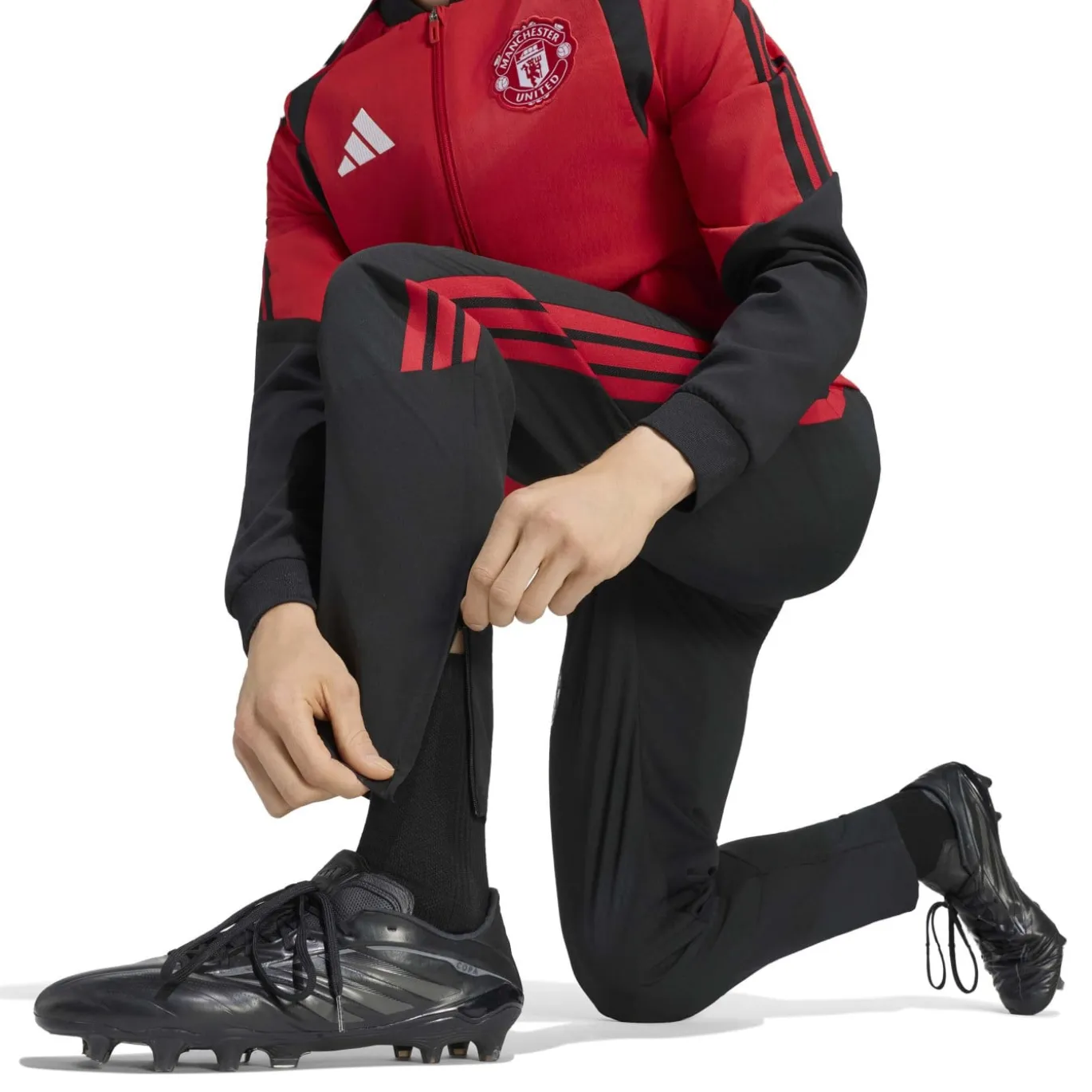 adidas Manchester United Presentatie Trainingspak 2026-2027 Zwart Rood Wit