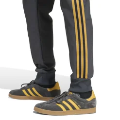 adidas Manchester United Terrace Icons Crew Trainingspak Donkergrijs Goud