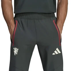 adidas Manchester United Tiro Travel Trainingsbroek 2026-2027 Donkerolijfgroen Wit Rood