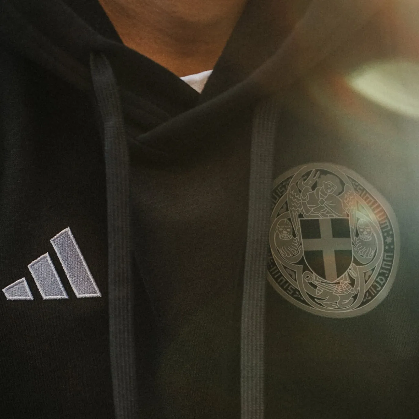 adidas PEC Zwolle Hoodie Stadswapen Zwart Wit