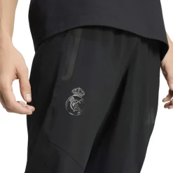 adidas Real Madrid Tiro Travel Trainingsbroek Zwart