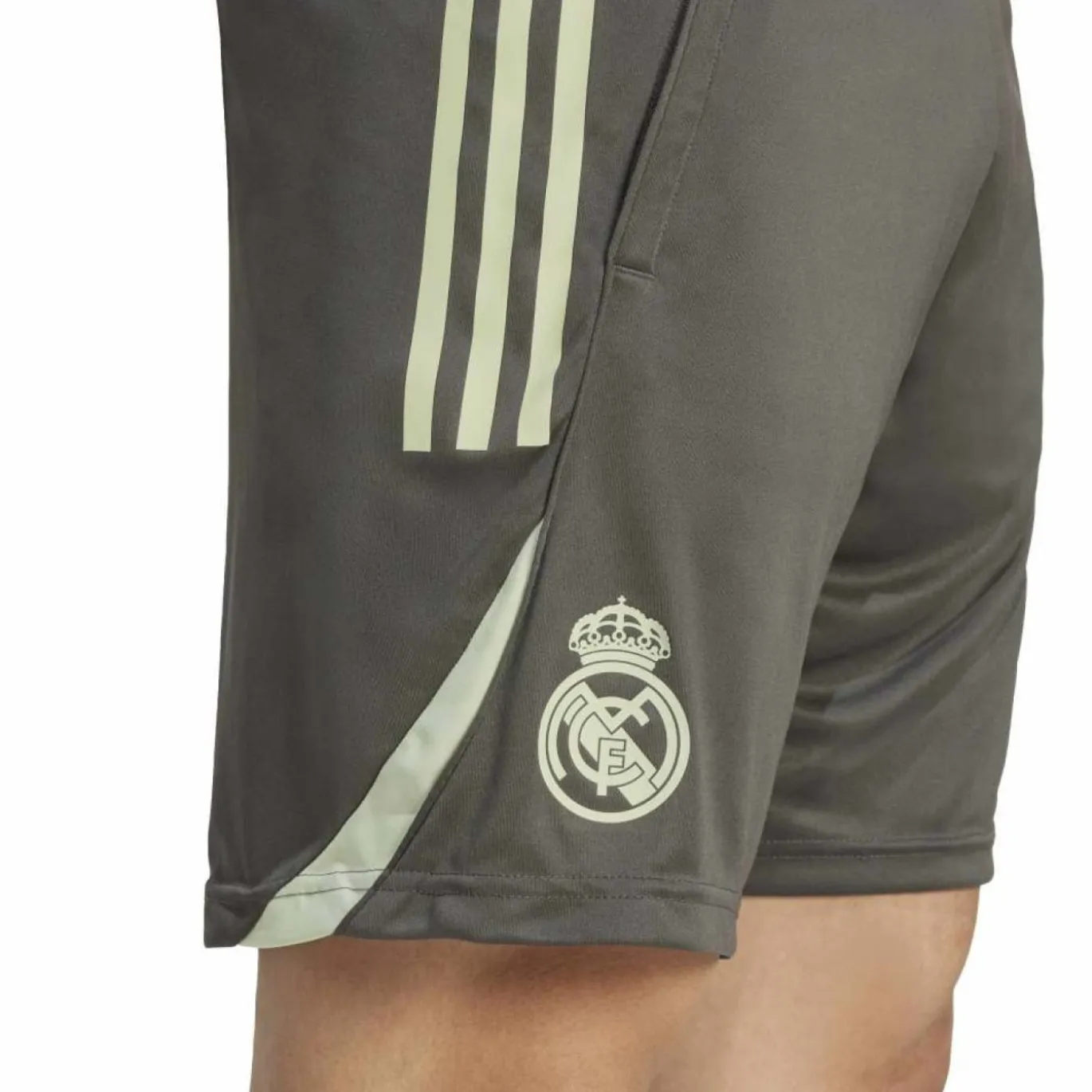 adidas Real Madrid Trainingsset 2025-2026 Grijs Lichtgroen