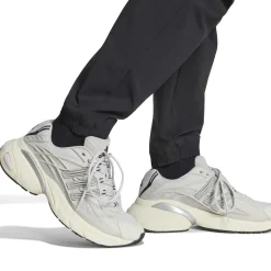 adidas Tech Essential Woven Trainingspak Zwart Zilver