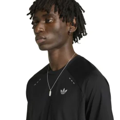 adidas Tech Essential Woven Zomerset Zwart Zilver