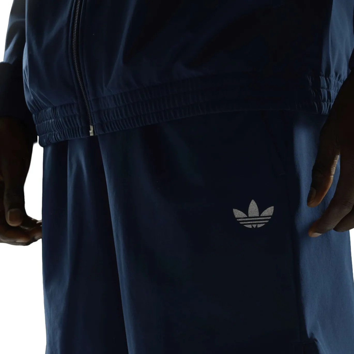 adidas Tech Trefoil Essential Woven Trainingsbroekje Donkerblauw