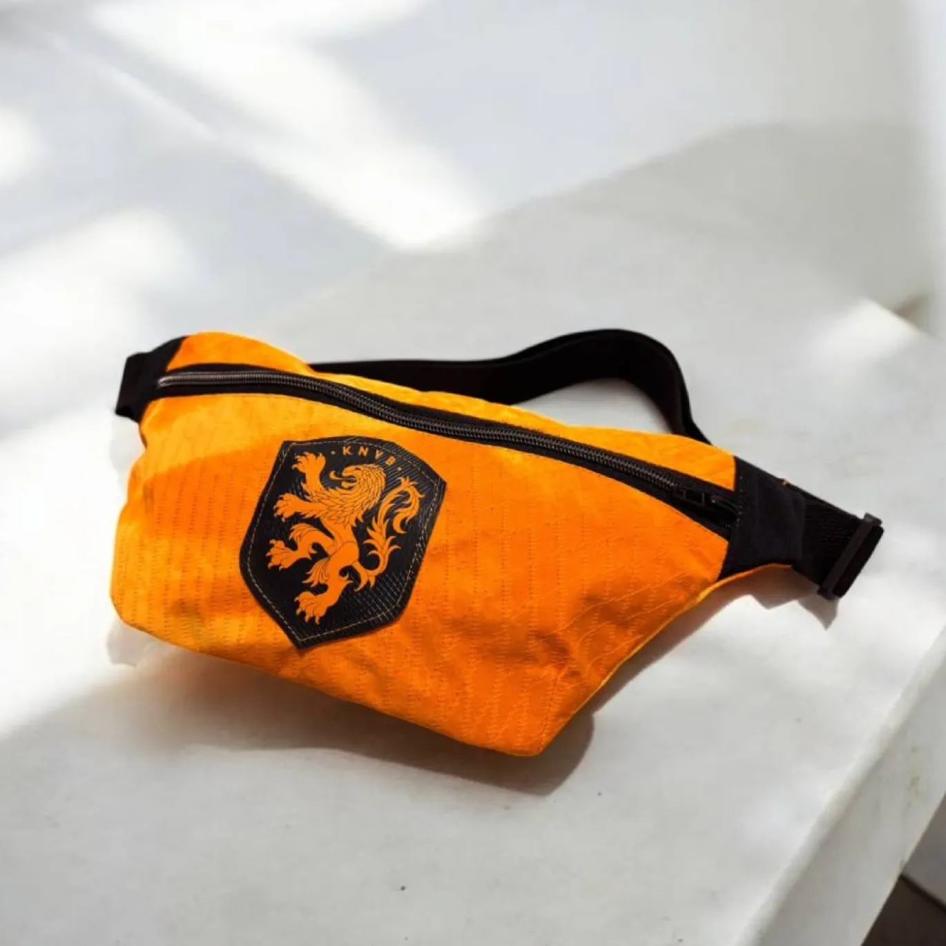 FC88 Nederland Heuptasje Logo Oranje Zwart