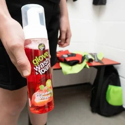 Gloveglu Glove Wash & Foam Strawberry Stopper Spray 200ML