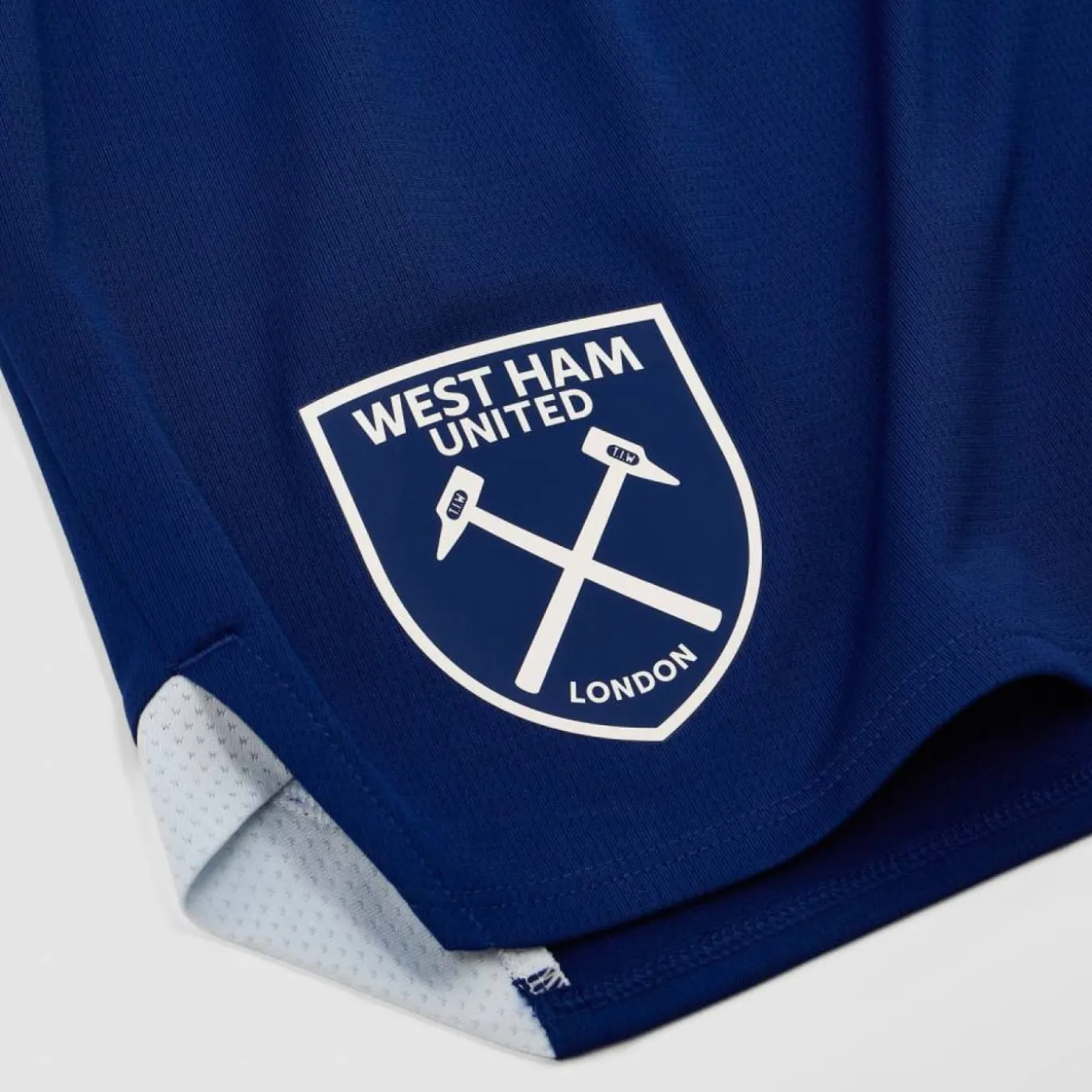 New Balance West Ham United Trainingsset 2026-2027 Bordeauxrood Donkerblauw Wit