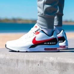 Nike Air Max Limited 3 Sneakers Wit Rood Zwart
