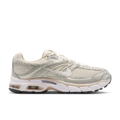Nike Air Max Moto 2K Sneakers Beige Creme Wit Zilvergrijs