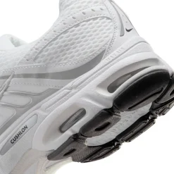 Nike Air Max Moto 2K Sneakers Wit Zilvergrijs Wit Zwart