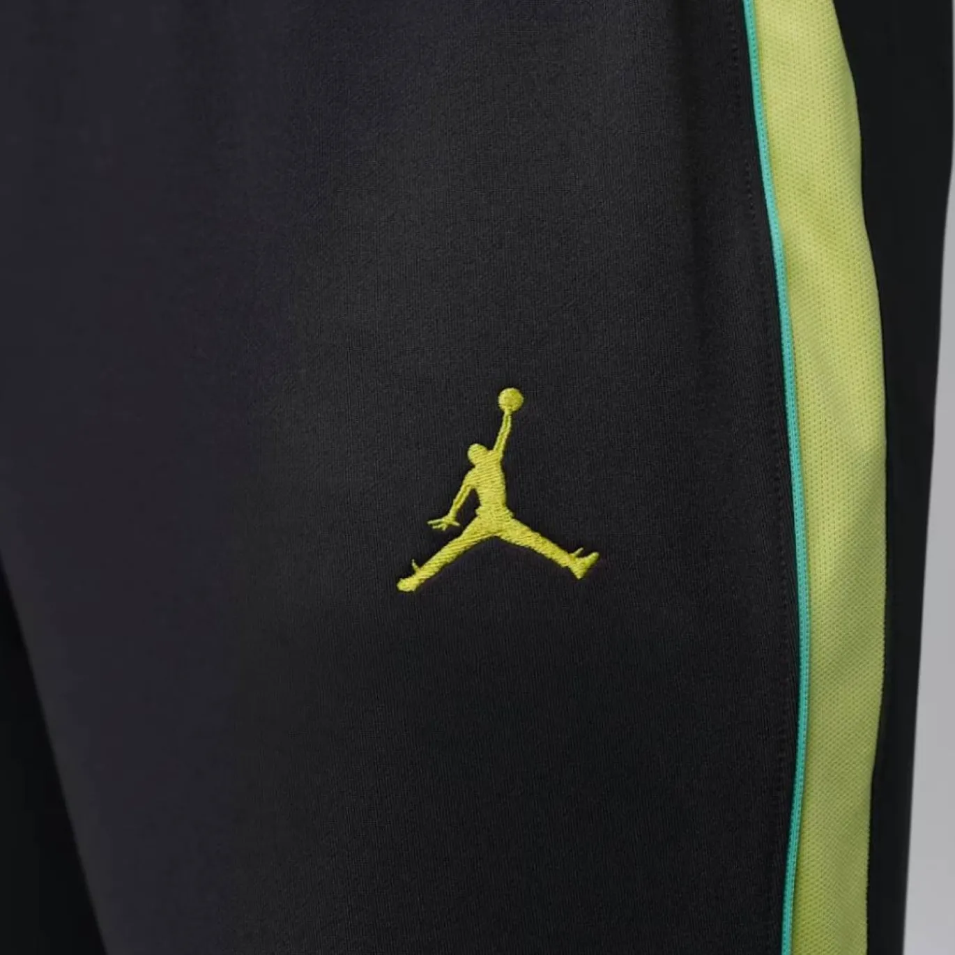 Nike Brazilië x Jordan Strike Trainingsbroek 2026-2028 Zwart Geel Mintgroen