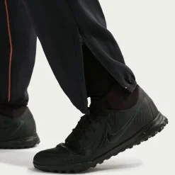 Nike Chelsea Repel Strike Trainingsbroek 2025-2026 Zwart Grijs Oranje