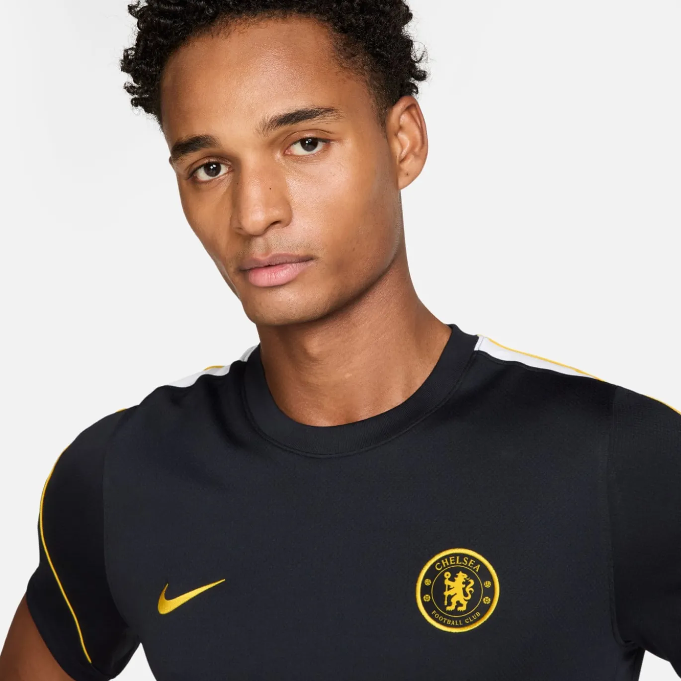 Nike Chelsea Strike Trainingsset 2026-2027 Donkerblauw Goudgeel Wit