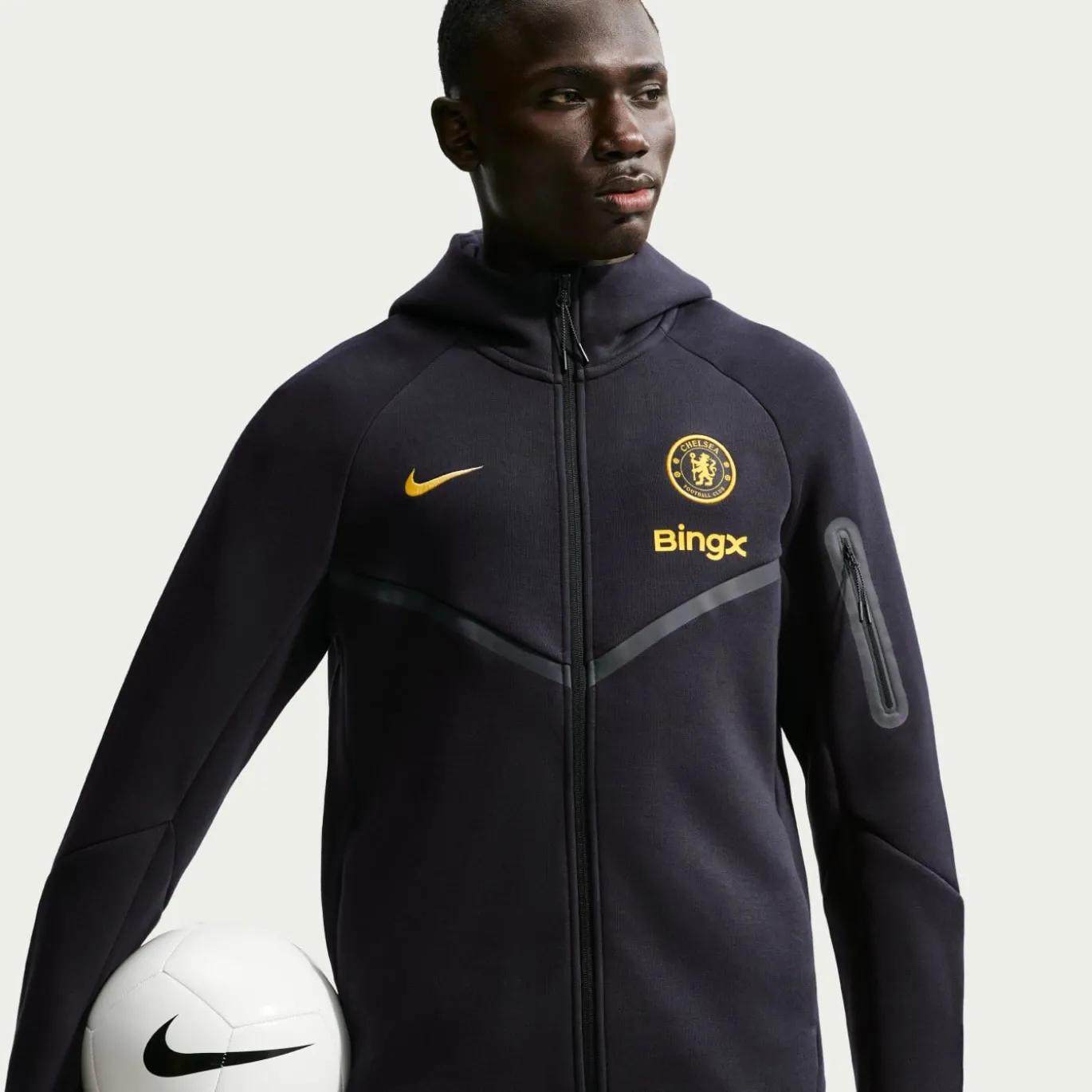 Nike Chelsea Tech Fleece Trainingspak 2026-2027 Zwart Goudgeel