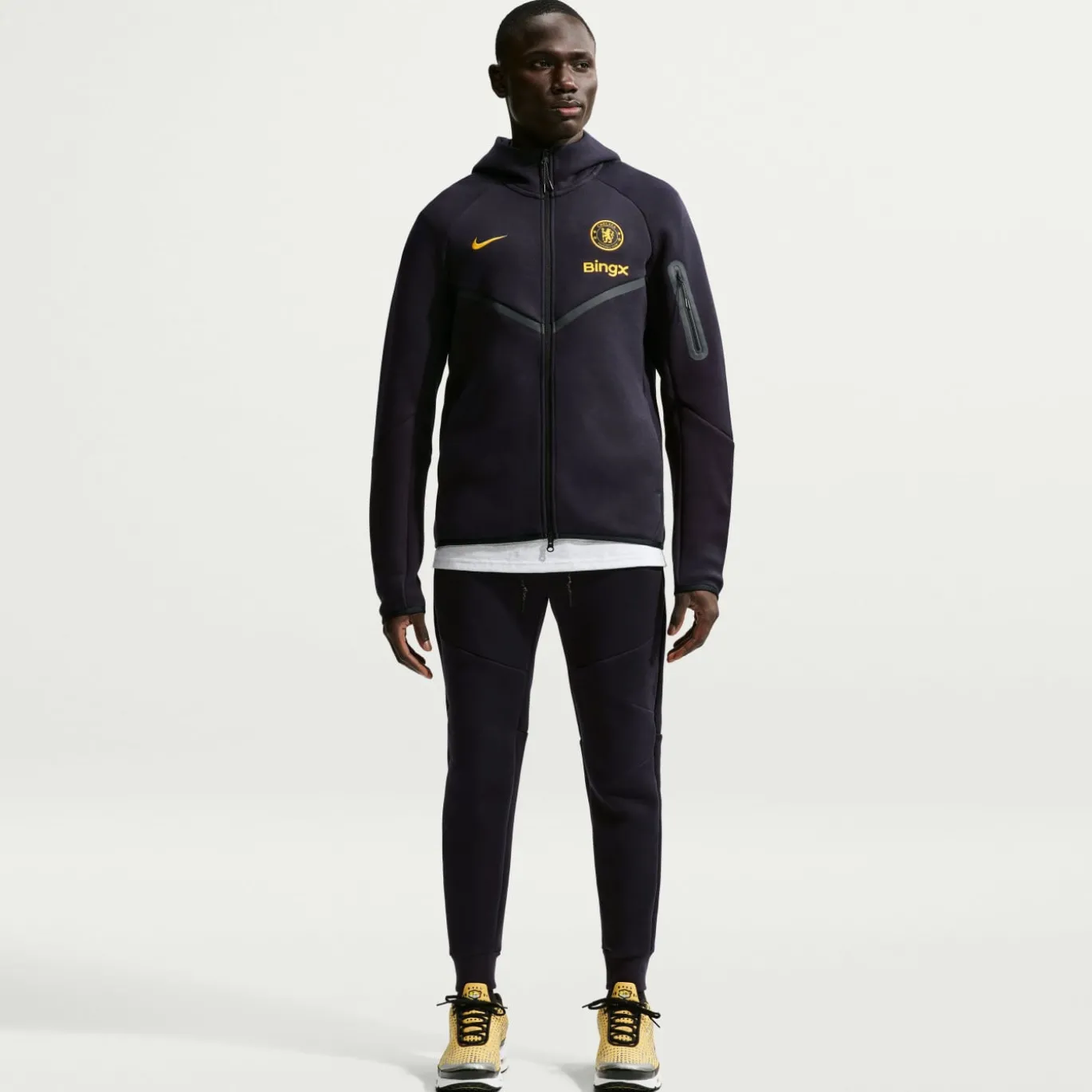 Nike Chelsea Tech Fleece Vest 2026-2027 Zwart Goudgeel