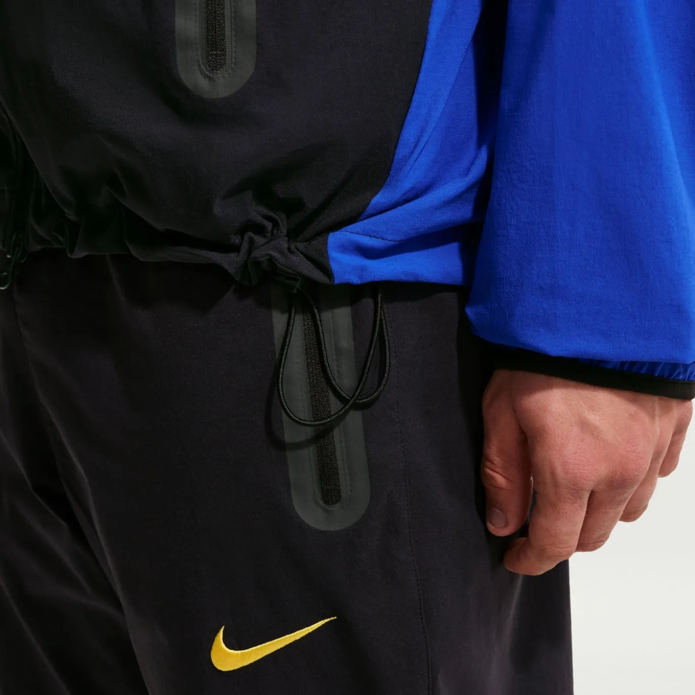 Nike Chelsea Tech Woven Jack Blauw Donkerblauw Goudgeel