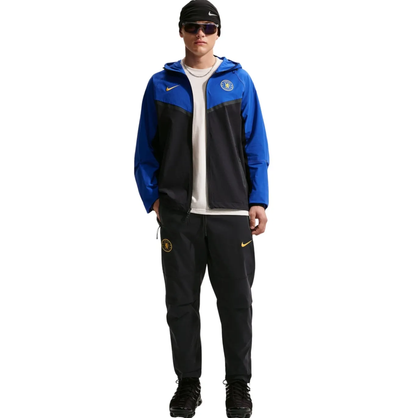 Nike Chelsea Tech Woven Trainingsbroek 2026-2027 Donkerblauw Goudgeel