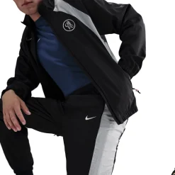 Nike Chelsea Total 90 Crew Woven Trainingspak 2025-2026 Zwart Wit