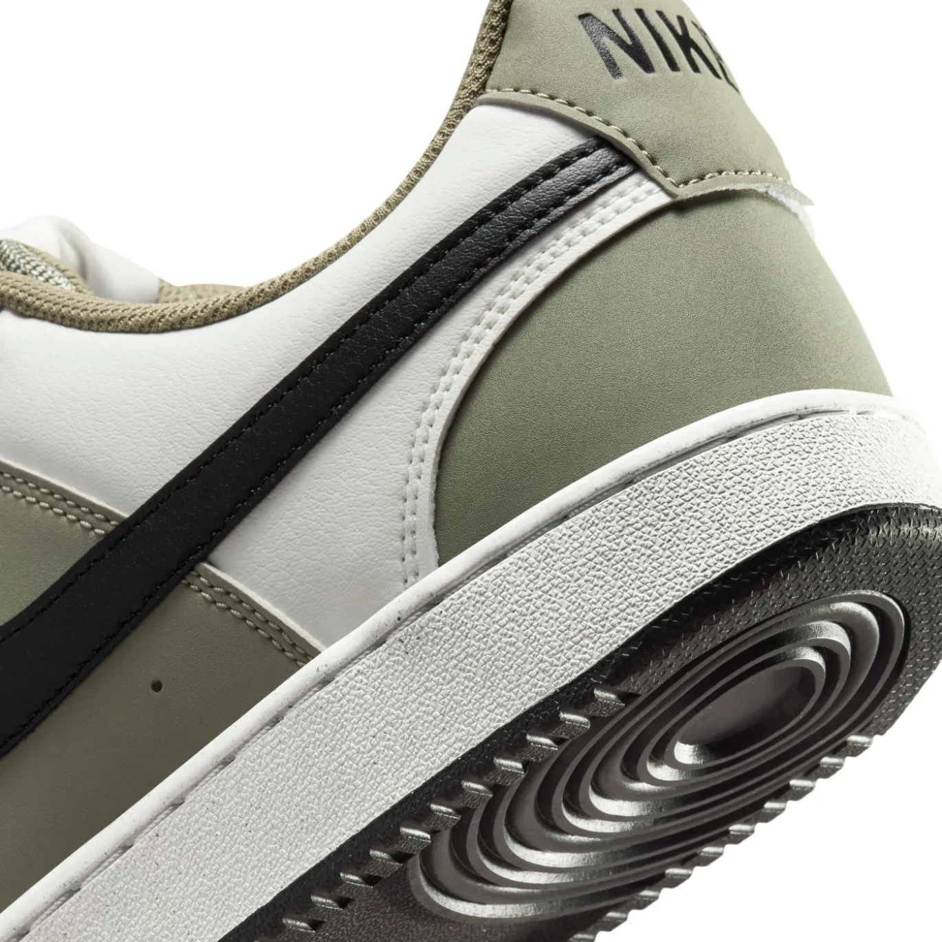 Nike Court Vision Low Sneakers Wit Olijfgroen Zwart