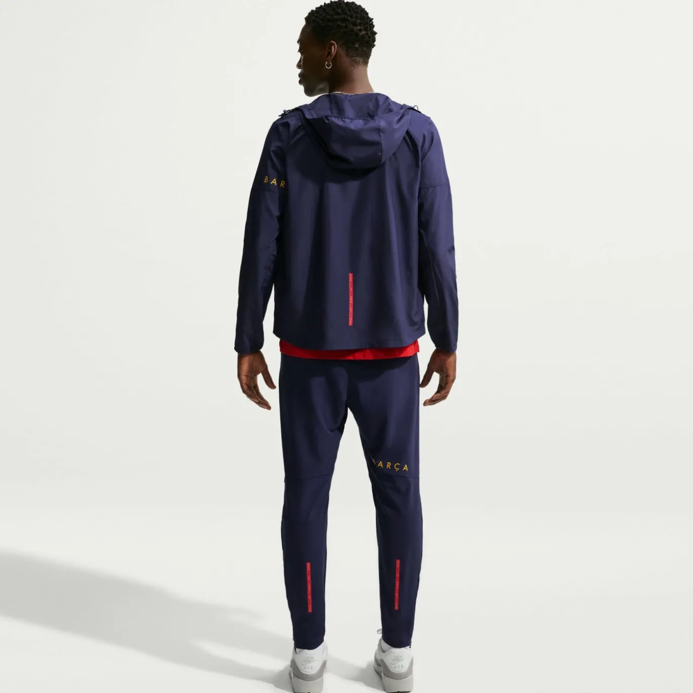 Nike FC Barcelona City Side Trainingspak 2026-2027 Donkerblauw Goudgeel Roze