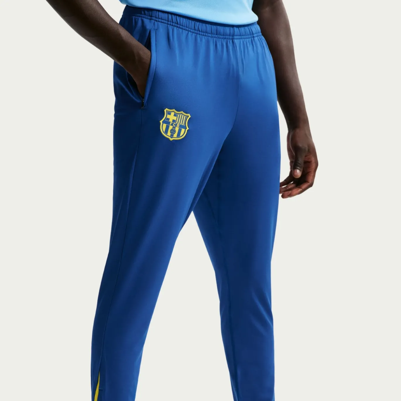 Nike FC Barcelona Strike Trainingspak 1/4-Zip 2025-2026 Lichtblauw Donkerblauw Felgeel