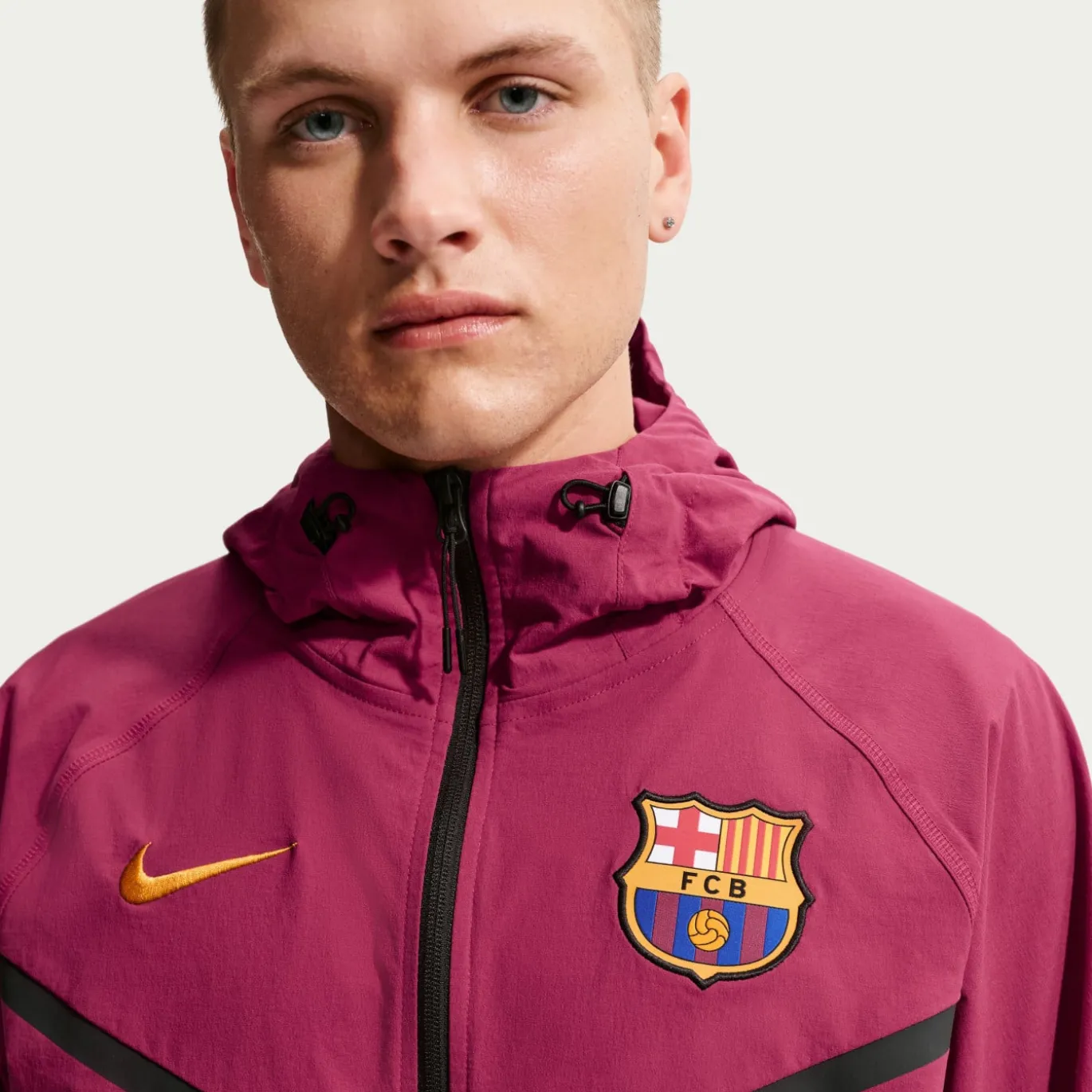 Nike FC Barcelona Tech Woven Windrunner Jack 2026-2027 Rood Geel Zwart