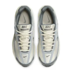 Nike Initiator Sneakers Lichtgrijs Lichtblauw Wit