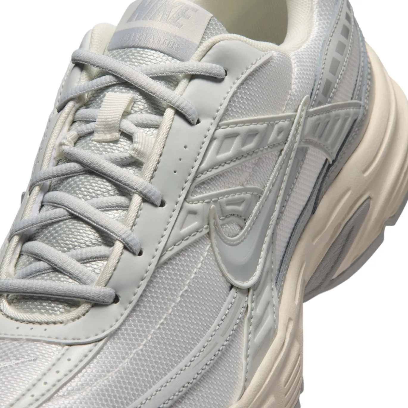 Nike Initiator Sneakers Zilvergrijs Lichtgrijs Gebroken Wit