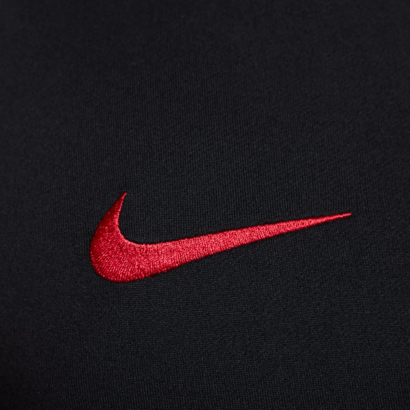 Nike Liverpool Strike Trainingstrui 1/4-Zip 2024-2025 Zwart Rood Gebroken Wit