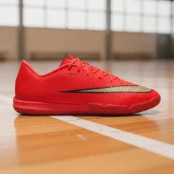 Nike Mercurial Vapor 17 Academy Zaalvoetbalschoenen (IN) Felrood Zwart Goud