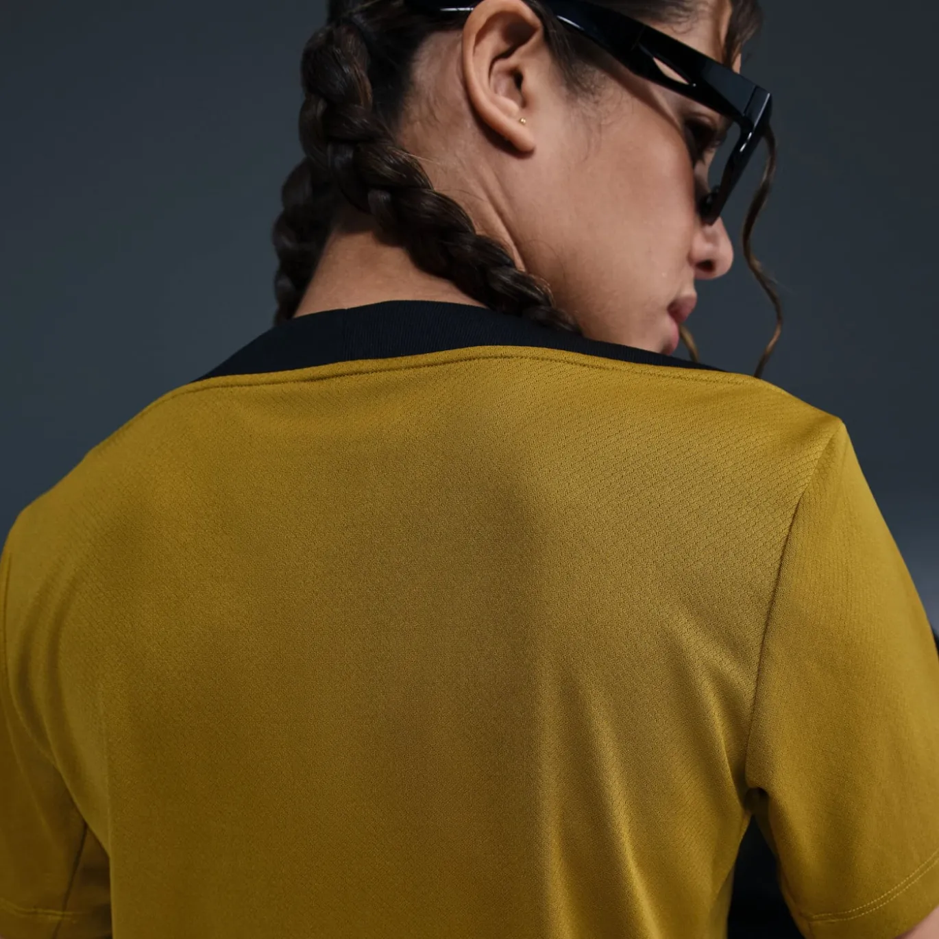 Nike Nederland Strike Trainingsset OranjeLeeuwinnen 2025-2027 Dames Brons Zwart Wit