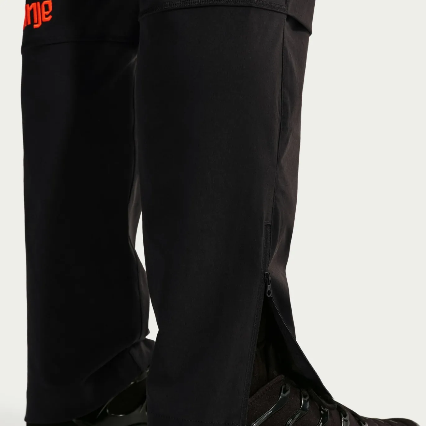 Nike Nederland Tech Woven Trainingsbroek 2026-2028 Zwart Oranje