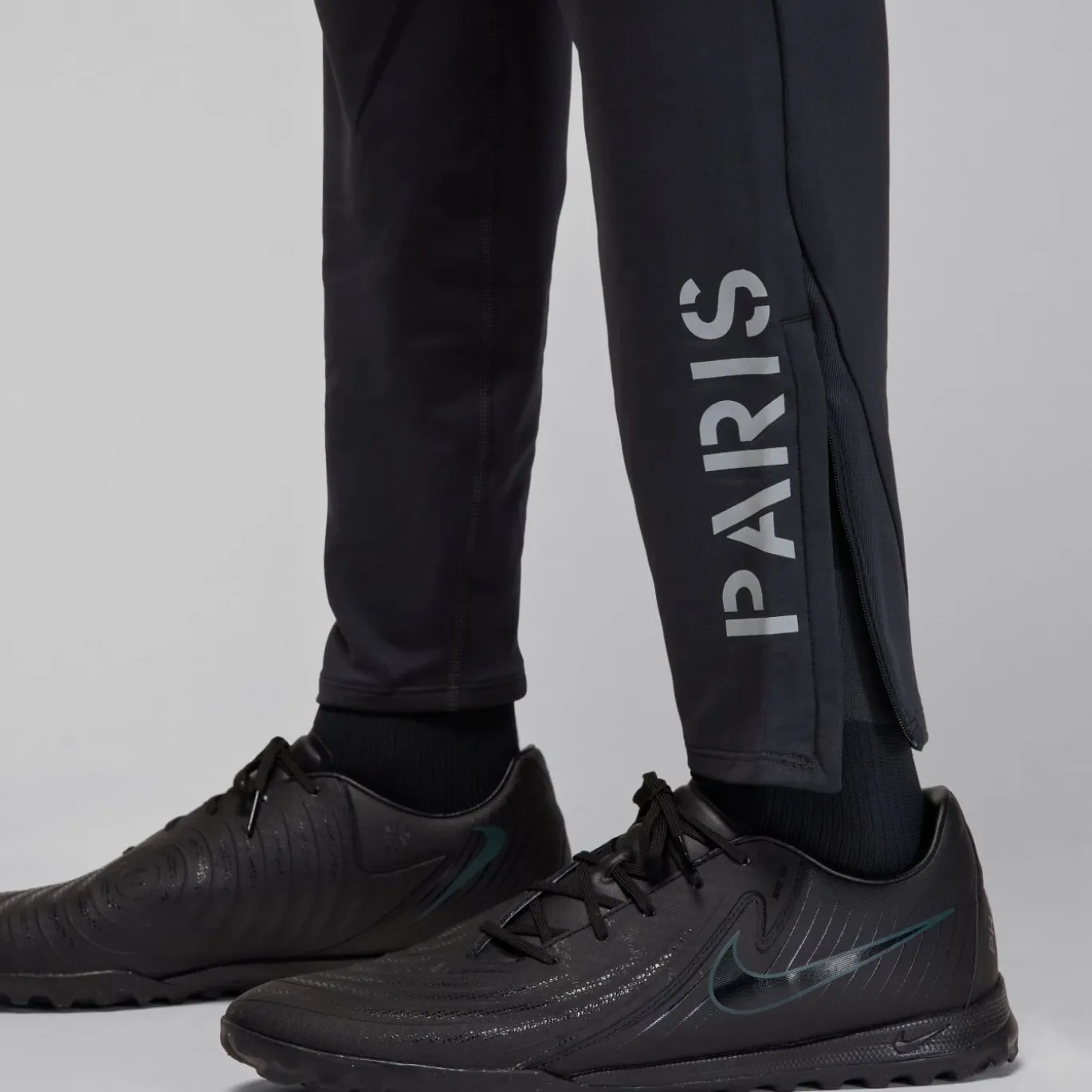 Nike Paris Saint-Germain x Jordan Strike Trainingsbroek 2025-2026 Zwart Grijs
