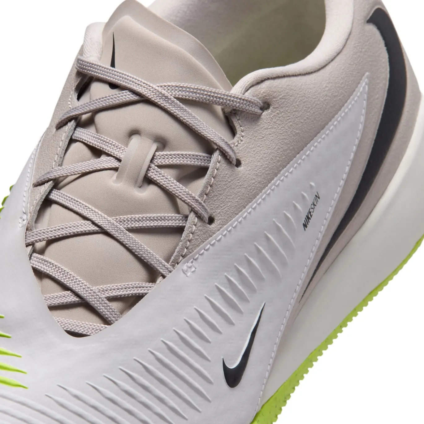 Nike Phantom 6 Low Academy Zaalvoetbalschoenen (IN) Grijs Lichtgrijs Zwart Limoen