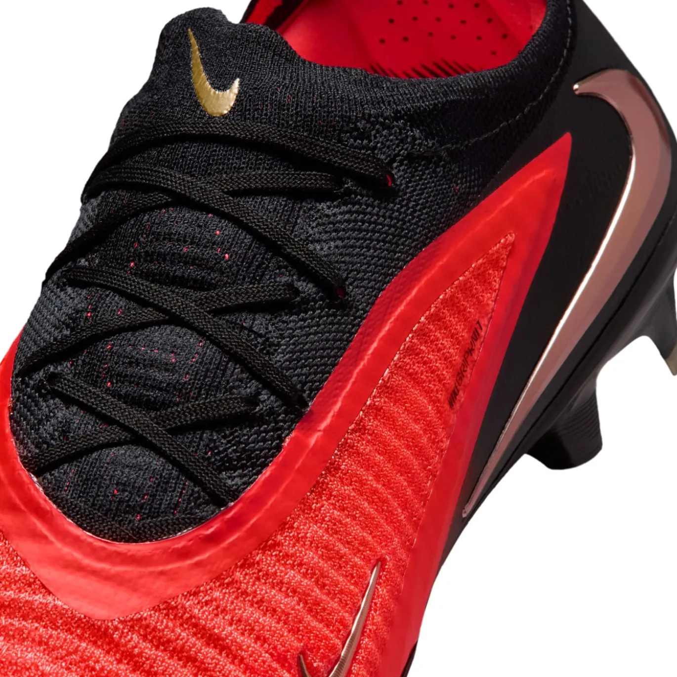 Nike Phantom 6 Low Elite Gras Voetbalschoenen (FG) Zwart Felrood Goud