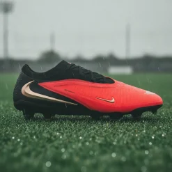 Nike Phantom 6 Low Elite IJzeren-Nop Voetbalschoenen (SG) Pro Player Zwart Felrood Goud
