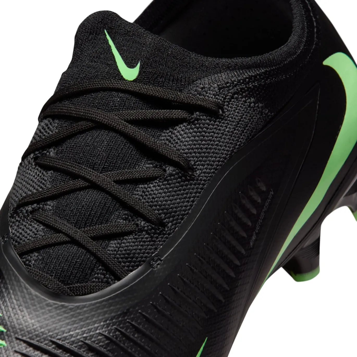 Nike Phantom 6 Low Pro Gras Voetbalschoenen (FG) Zwart Felgroen