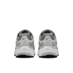 Nike P-6000 Sneakers Grijs Zwart Lichtgrijs