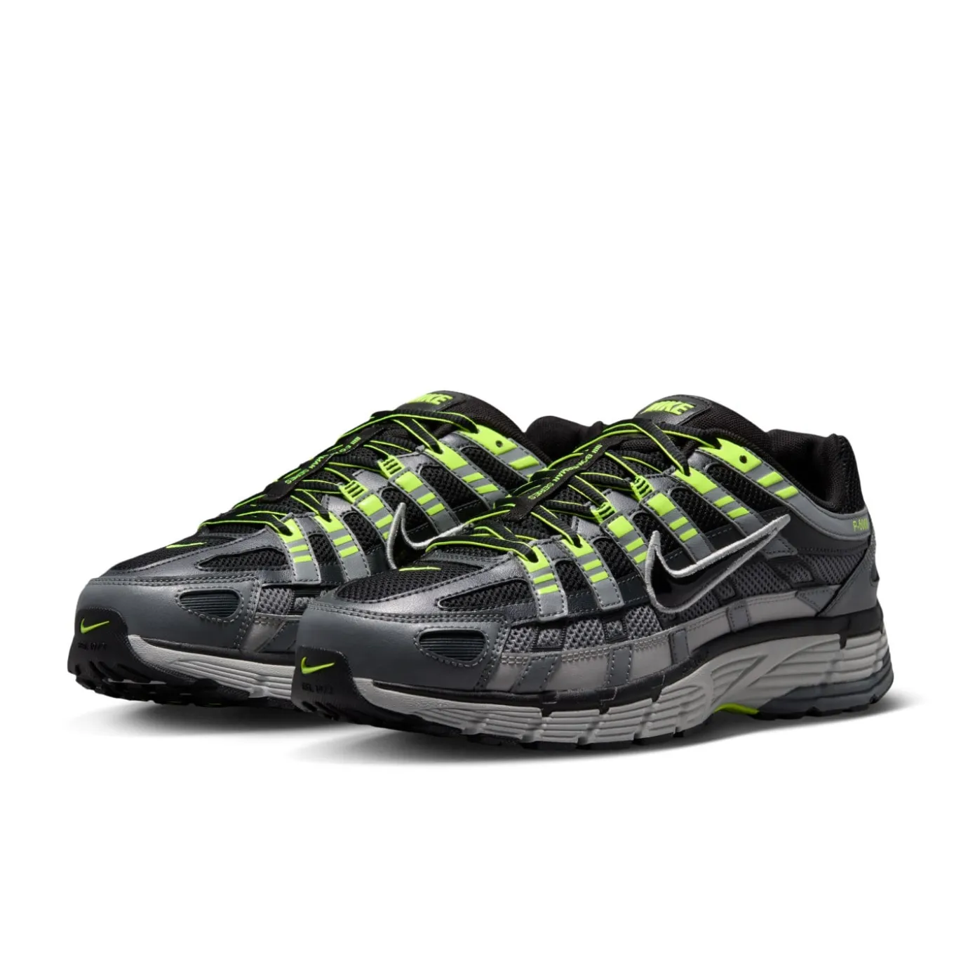 Nike P-6000 Sneakers Zwart Metallic Zilver Neongeel