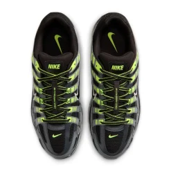 Nike P-6000 Sneakers Zwart Metallic Zilver Neongeel